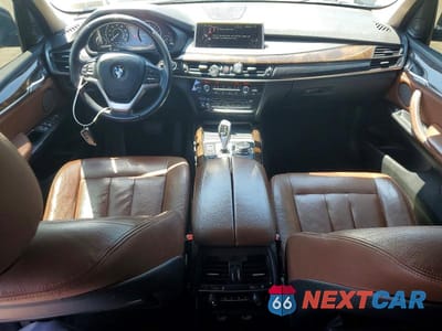 Zdjęcie 8 z 12 samochodu: 2015 BMW X5 XDRIVE35I VIN:5UXKR0C58F0P14486 - miniatura