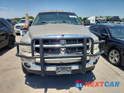 Piąte zdjęcie samochodu w środku: 2004 DODGE RAM 2500 ST VIN:3D7KU28C64G100893 - miniatura