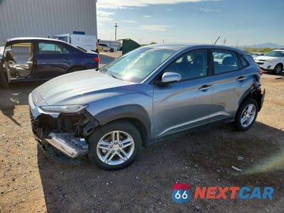 2018 HYUNDAI KONA SE KM8K12AAXJU100959 - główne zdjęcie licytacji z USA - miniatura