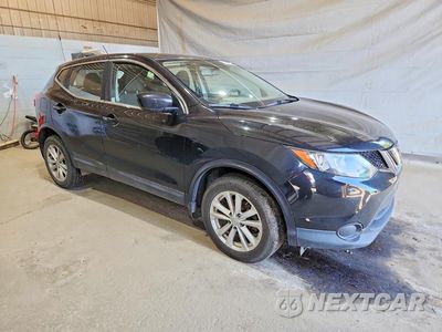 Czwarte zdjęcie samochodu z boku: 2018 NISSAN ROGUE SPORT S VIN:JN1BJ1CR1JW254212 - miniatura