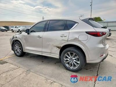 Drugie zdjęcie samochodu z przodu: 2024 MAZDA CX-5 PREMIUM PLUS VIN:JM3KFBEM1R0383739 - miniatura