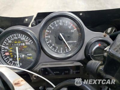Zdjęcie 7 z 9 samochodu: 1989 YAMAHA FZR600 VIN:JYA3HHE0XKA004272 - miniatura