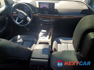Zdjęcie 8 z 14 samochodu: 2021 AUDI Q5 PREMIUM VIN:WA1AAAFY9M2100932 - miniatura