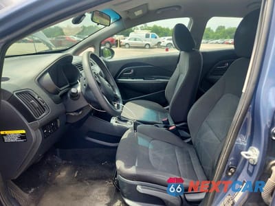 Zdjęcie 7 z 12 samochodu: 2016 KIA RIO LX VIN:KNADM4A38G6544885 - miniatura