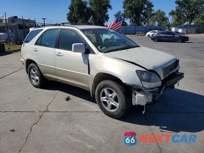 Czwarte zdjęcie samochodu z boku: 2000 LEXUS RX 300 VIN:JT6GF10U1Y0067327 - miniatura