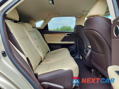 Zdjęcie 11 z 13 samochodu: 2016 LEXUS RX 350 VIN:JTJBZMCA5G2012330 - miniatura