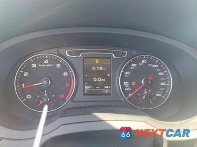 Zdjęcie 9 z 12 samochodu: 2015 AUDI Q3 PRESTIGE VIN:WA1GFCFS9FR000441 - miniatura