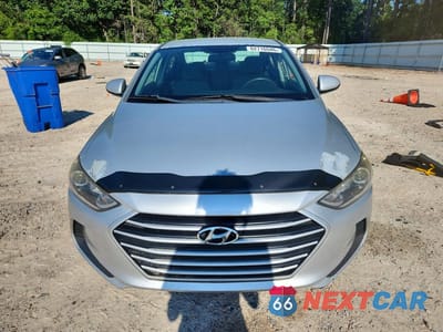 Piąte zdjęcie samochodu w środku: 2018 HYUNDAI ELANTRA SE VIN:5NPD74LF3JH284880 - miniatura