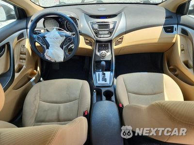 Zdjęcie 8 z 12 samochodu: 2013 HYUNDAI ELANTRA GLS VIN:KMHDH4AEXDU992718 - miniatura