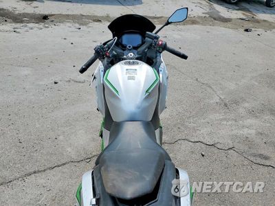 Zdjęcie 6 z 9 samochodu: 2024 KAWASAKI CX500 VIN:ML5CXGA14RDA01017 - miniatura