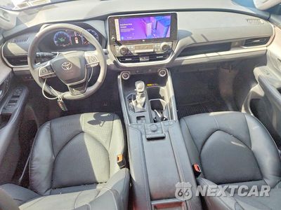 Zdjęcie 8 z 13 samochodu: 2024 TOYOTA GRAND HIGHLANDER LIMITED VIN:5TDAAAB50RS042081 - miniatura