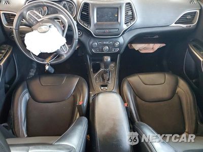 Zdjęcie 8 z 13 samochodu: 2019 JEEP CHEROKEE LATITUDE PLUS VIN:1C4PJLLB4KD220005 - miniatura