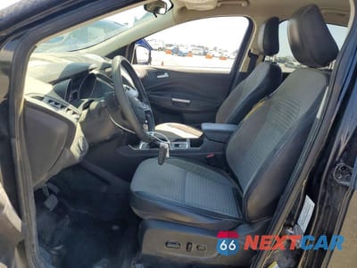 Zdjęcie 7 z 13 samochodu: 2019 FORD ESCAPE SE VIN:1FMCU0GD4KUB62649 - miniatura