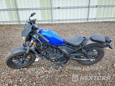 Trzecie zdjęcie samochodu z tyłu: 2018 HONDA CMX300 VIN:MLHNC5300J5101515 - miniatura