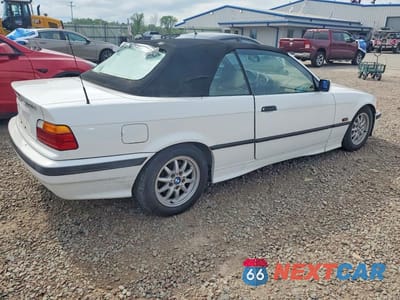 Trzecie zdjęcie samochodu z tyłu: 1994 BMW 325 IC AUTOMATIC VIN:WBABJ6322RJD35905 - miniatura