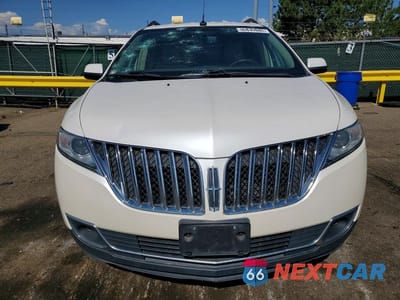 Piąte zdjęcie samochodu w środku: 2011 LINCOLN MKX VIN:2LMDJ6JK7BBJ23409 - miniatura
