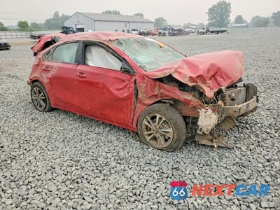 Czwarte zdjęcie samochodu z boku: 2024 KIA FORTE LXS VIN:3KPF24AD7RE804698 - miniatura
