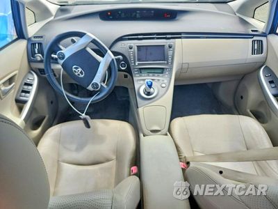 Zdjęcie 8 z 12 samochodu: 2010 TOYOTA PRIUS IV VIN:JTDKN3DU1A0039271 - miniatura