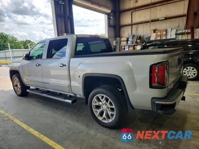 Drugie zdjęcie samochodu z przodu: 2018 GMC SIERRA K1500 SLT VIN:3GTU2NEC4JG501014 - miniatura