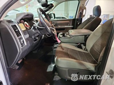 Zdjęcie 7 z 12 samochodu: 2019 RAM 1500 CLASSIC SLT VIN:1C6RR7LG6KS592792 - miniatura