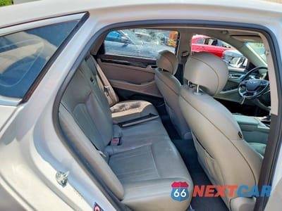 Zdjęcie 10 z 12 samochodu: 2018 GENESIS G80 3.8 VIN:KMHGN4JE4JU262000 - miniatura