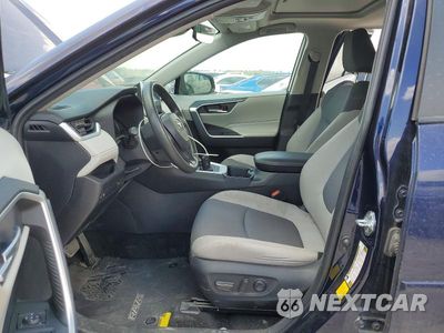 Zdjęcie 7 z 14 samochodu: 2025 TOYOTA RAV4 XLE VIN:2T3W1RFV5SW369885 - miniatura