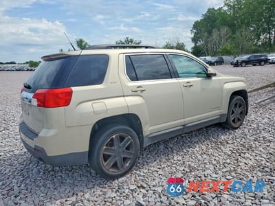 Trzecie zdjęcie samochodu z tyłu: 2011 GMC TERRAIN SLT VIN:2CTFLVE56B6462824 - miniatura