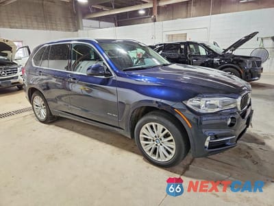 Czwarte zdjęcie samochodu z boku: 2016 BMW X5 XDR40E VIN:5UXKT0C56G0S77137 - miniatura