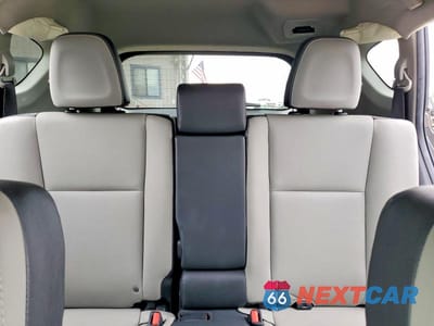 Zdjęcie 10 z 13 samochodu: 2016 TOYOTA RAV4 LIMITED VIN:JTMYFREV8GJ062051 - miniatura