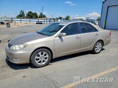 2006 TOYOTA CAMRY XLE 4T1BE30K26U688125 - główne zdjęcie licytacji z USA - miniatura