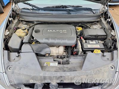 Zdjęcie 11 z 12 samochodu: 2015 JEEP CHEROKEE LATITUDE VIN:1C4PJLCB0FW628012 - miniatura