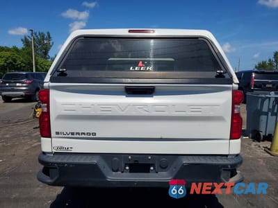 Zdjęcie 6 z 13 samochodu: 2023 CHEVROLET SILVERADO C1500 VIN:3GCNAAEK9PG343270 - miniatura