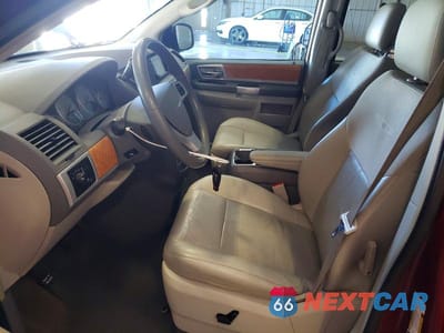 Zdjęcie 7 z 13 samochodu: 2010 CHRYSLER TOWN & COUNTRY LIMITED VIN:2A4RR7DX8AR322190 - miniatura