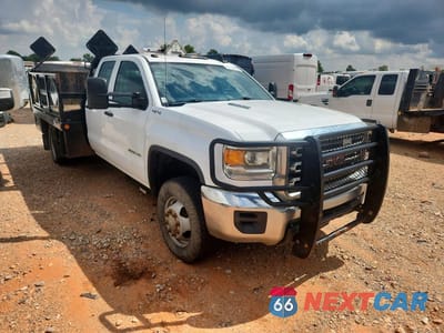 Czwarte zdjęcie samochodu z boku: 2016 GMC SIERRA K3500 VIN:1GD52VC87GZ149683 - miniatura