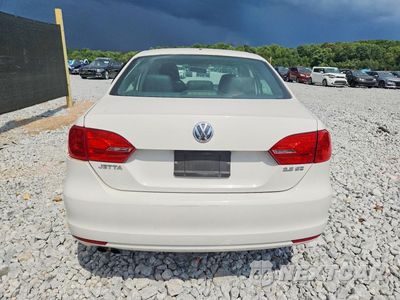 Zdjęcie 6 z 12 samochodu: 2012 VOLKSWAGEN JETTA SE VIN:3VWDP7AJ7CM305541 - miniatura