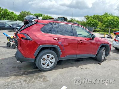 Trzecie zdjęcie samochodu z tyłu: 2021 TOYOTA RAV4 LE VIN:JTMH1RFV8MD070965 - miniatura