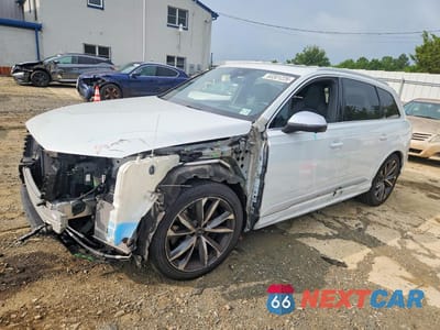 2022 AUDI SQ7 PRESTIGE WA1VWBF72ND016196 - główne zdjęcie licytacji z USA - miniatura
