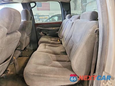 Zdjęcie 10 z 12 samochodu: 2004 CHEVROLET SILVERADO C2500 HEAVY DUTY VIN:1GCHC23U34F258441 - miniatura