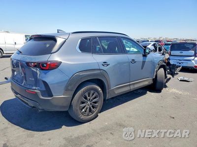 Trzecie zdjęcie samochodu z tyłu: 2025 MAZDA CX-50 PREMIUM VIN:7MMVAADWXSN134186 - miniatura