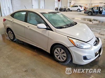 Czwarte zdjęcie samochodu z boku: 2016 HYUNDAI ACCENT SE VIN:KMHCT4AEXGU117038 - miniatura