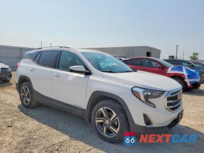 Czwarte zdjęcie samochodu z boku: 2020 GMC TERRAIN SLT VIN:3GKALVEV4LL106833 - miniatura