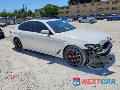 Czwarte zdjęcie samochodu z boku: 2022 BMW 540 I VIN:WBA53BJ04NWX54446 - miniatura