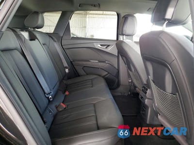 Zdjęcie 11 z 14 samochodu: 2024 AUDI Q4 E-TRON PREMIUM VIN:WA1KUBFZ9RP083277 - miniatura