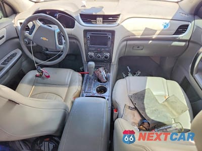 Zdjęcie 8 z 13 samochodu: 2017 CHEVROLET TRAVERSE PREMIER VIN:1GNKRJKD3HJ333245 - miniatura