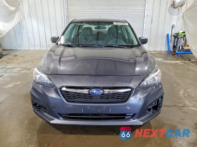 Piąte zdjęcie samochodu w środku: 2018 SUBARU IMPREZA BASE VIN:4S3GKAA6XJ1615040 - miniatura