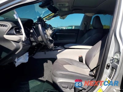 Zdjęcie 7 z 12 samochodu: 2020 TOYOTA CAMRY XLE VIN:4T1F31AK0LU019941 - miniatura
