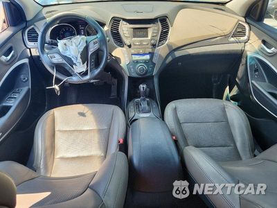 Zdjęcie 8 z 12 samochodu: 2013 HYUNDAI SANTA FE SPORT 2.0T VIN:5XYZU3LA6DG105370 - miniatura