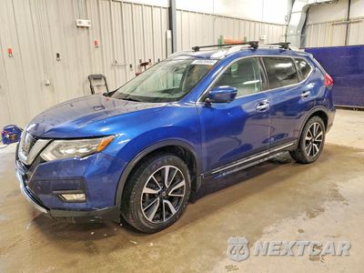 2017 NISSAN ROGUE SV/SL 5N1AT2MV3HC795242 - główne zdjęcie licytacji z USA - miniatura