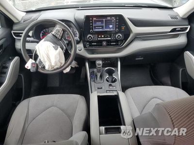 Zdjęcie 8 z 13 samochodu: 2021 TOYOTA HIGHLANDER L VIN:5TDCZRAH5MS528521 - miniatura