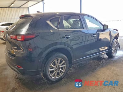 Trzecie zdjęcie samochodu z tyłu: 2025 MAZDA CX-5 PREFERRED VIN:JM3KFBCL2S0702131 - miniatura
